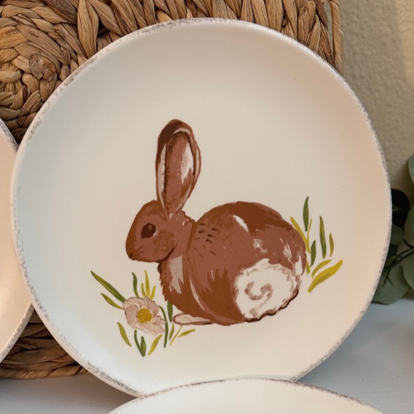 Charming Rabbit Design Plates - Picture 5 of 9
